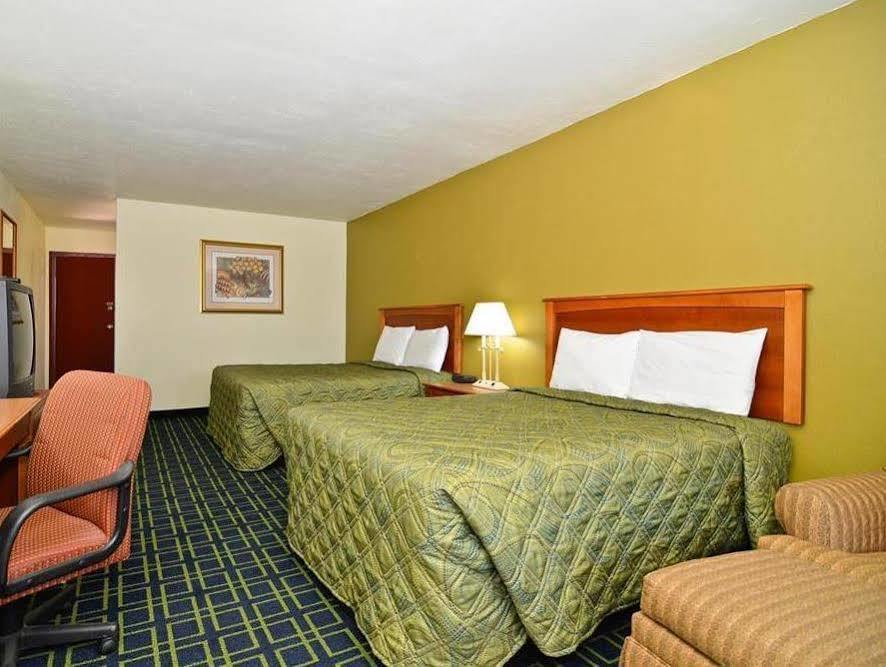 Americas Best Value Inn Pauls Valley Экстерьер фото
